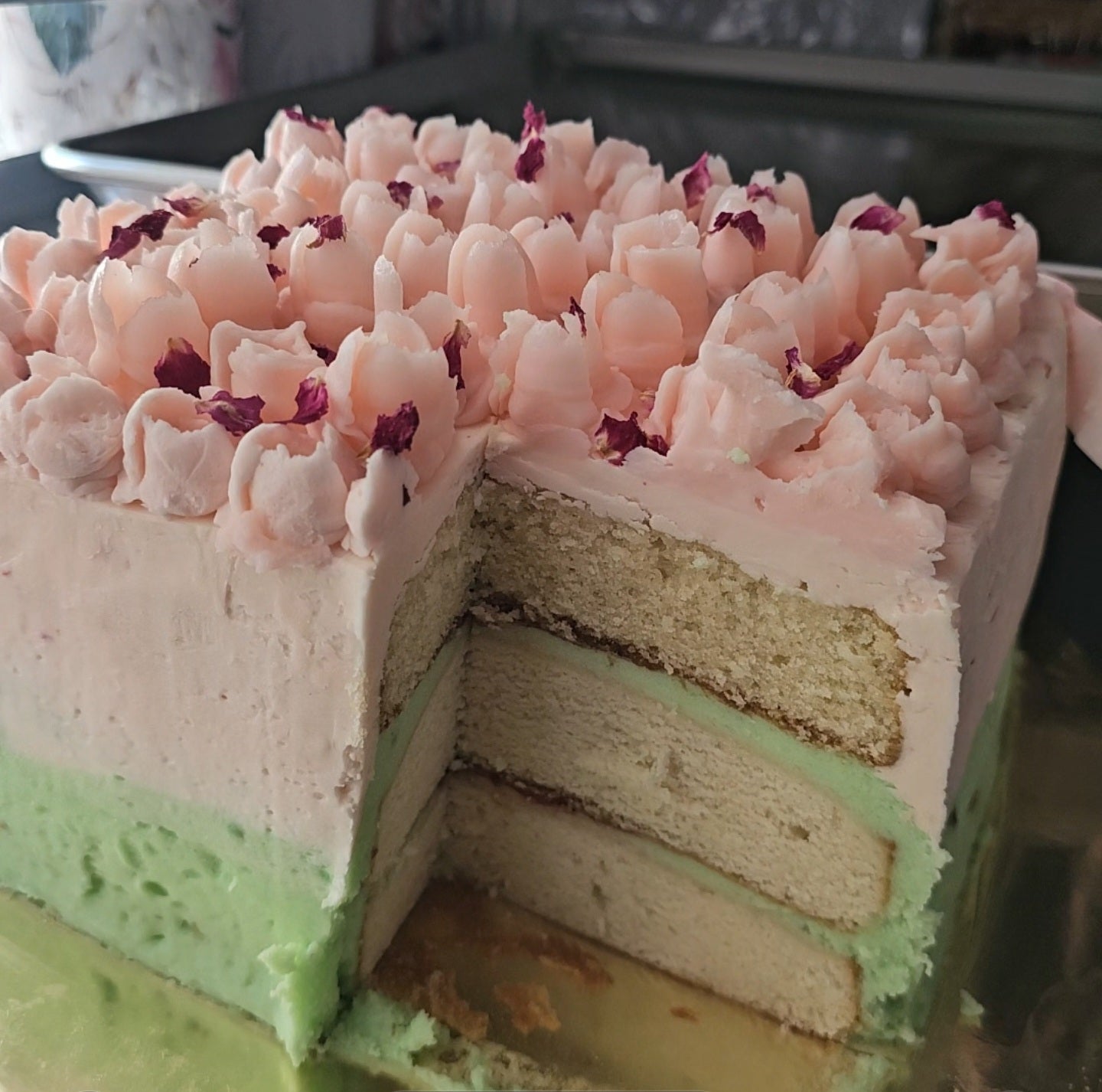 Rose Pistachio Cake🌹 8 inch square, 3 layers  it serves    16 -20 people *(also available  in 6 in which  serves 8 - 10 people)