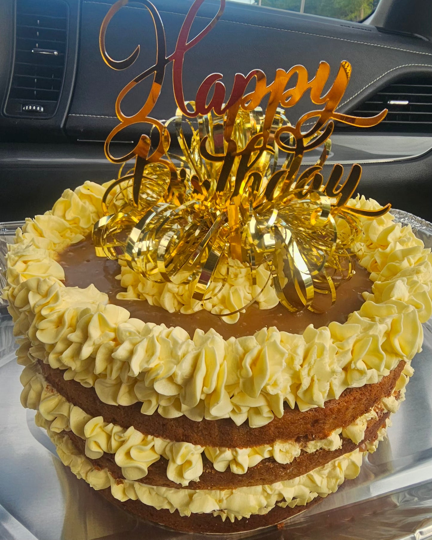 Banana 🍌 Caramel Cake      8 in., 3 layers